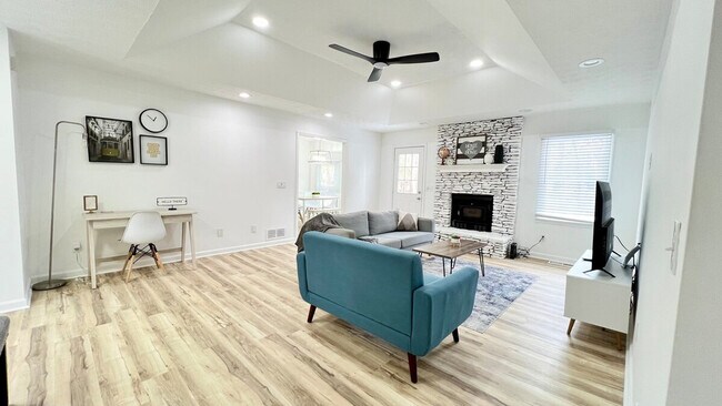 Primary Photo - 1819 Old Peachtree Rd NE