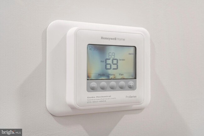 Building Photo - 1102 Germantown Ave