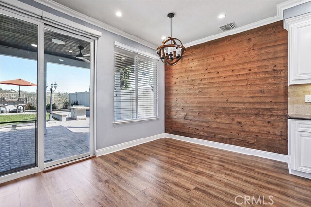 Building Photo - 52 Touraine Pl