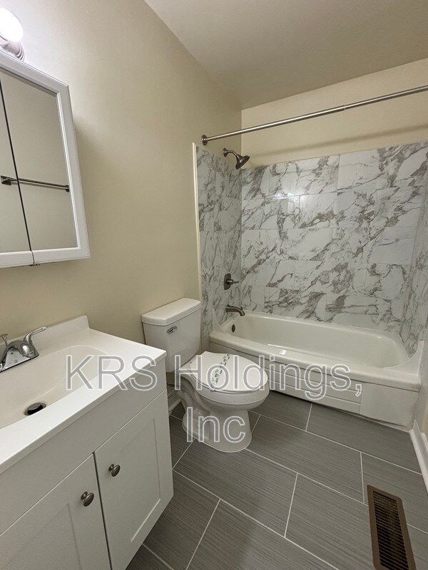 Building Photo - 5244 Goolsby Ct
