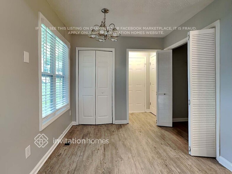 Building Photo - 389 Shoal Ct