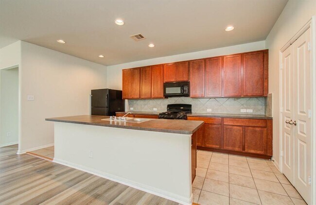 Building Photo - 3102 Gianna Springs Ct