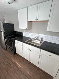 Building Photo - 21 1/2-21-22 5th St