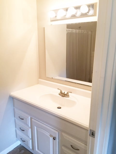 Building Photo - 5344 Daniel Dr