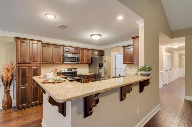 Building Photo - 219 Sandleton Way