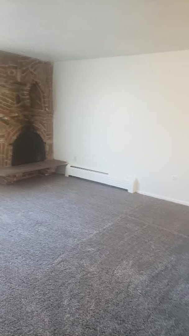 Interior Photo - Ambassador West