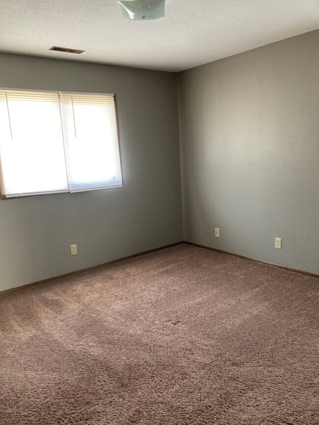 1913 N Randall Rd 1913 N Randall Rd Carroll IA 51401 Apartment Finder