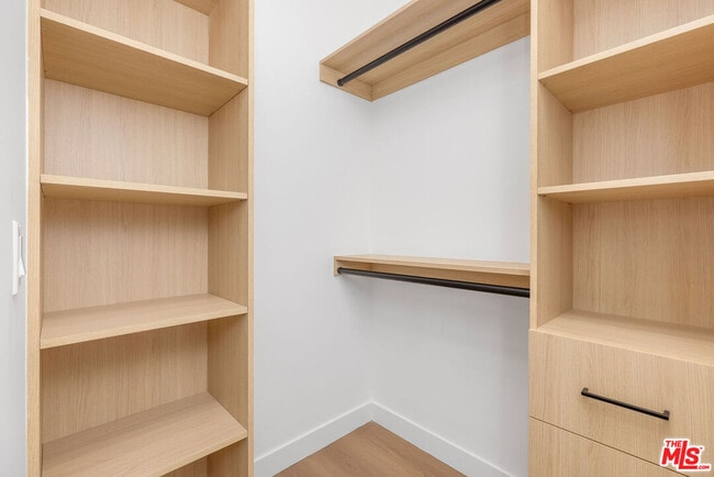 Building Photo - 3839 Wade St