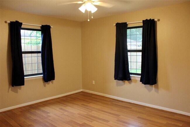 Building Photo - 17723 Mossforest Dr