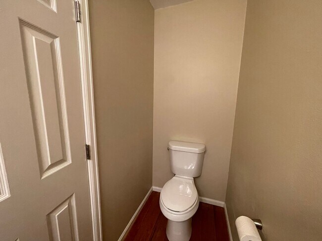 Building Photo - $0 DEPOSIT OPTION. LUXURIOUS 3BED/3.5 BATH TOWNHOME IN LONE TREE NEAR PARK MEADOWS