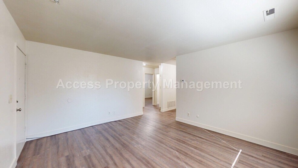 Building Photo - 201 E Fairmont Ave