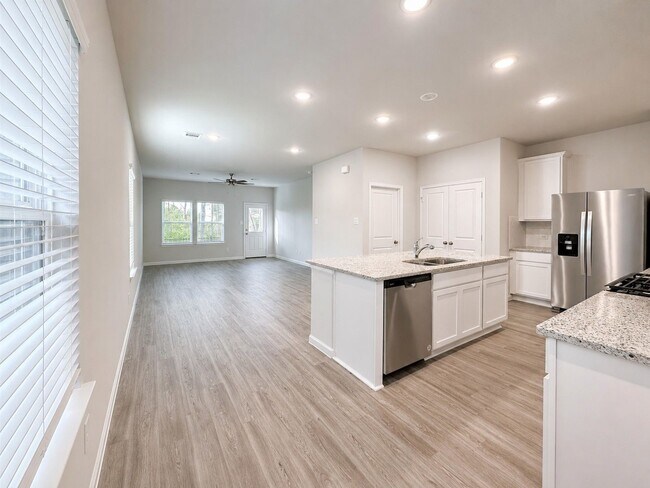 Building Photo - 52 Valiant Ridge Trail