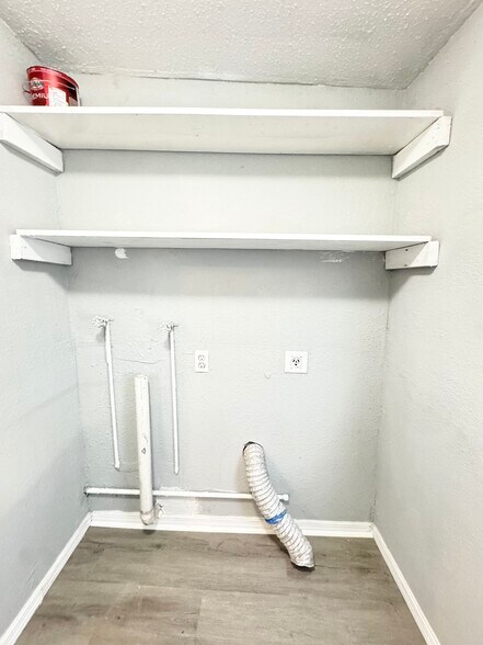 Building Photo - 1119 NW 9th St