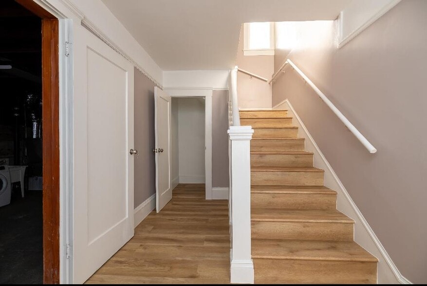 Building Photo - 315 Peoria St