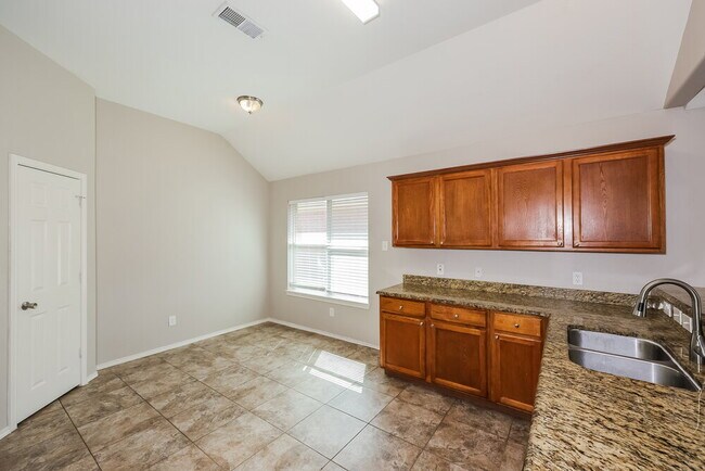 Building Photo - 7305 Sierra Way