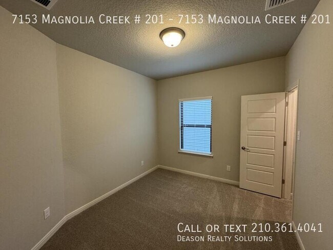 Building Photo - 7153 Magnolia Pass