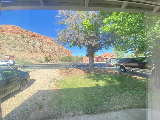 Building Photo - 363 N 300 W