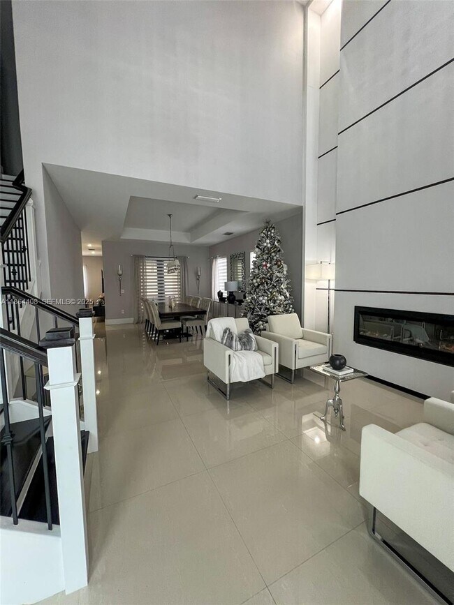 Building Photo - 14680 SW 17th St