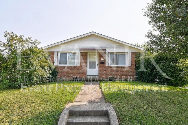 Primary Photo - 143 Lake St