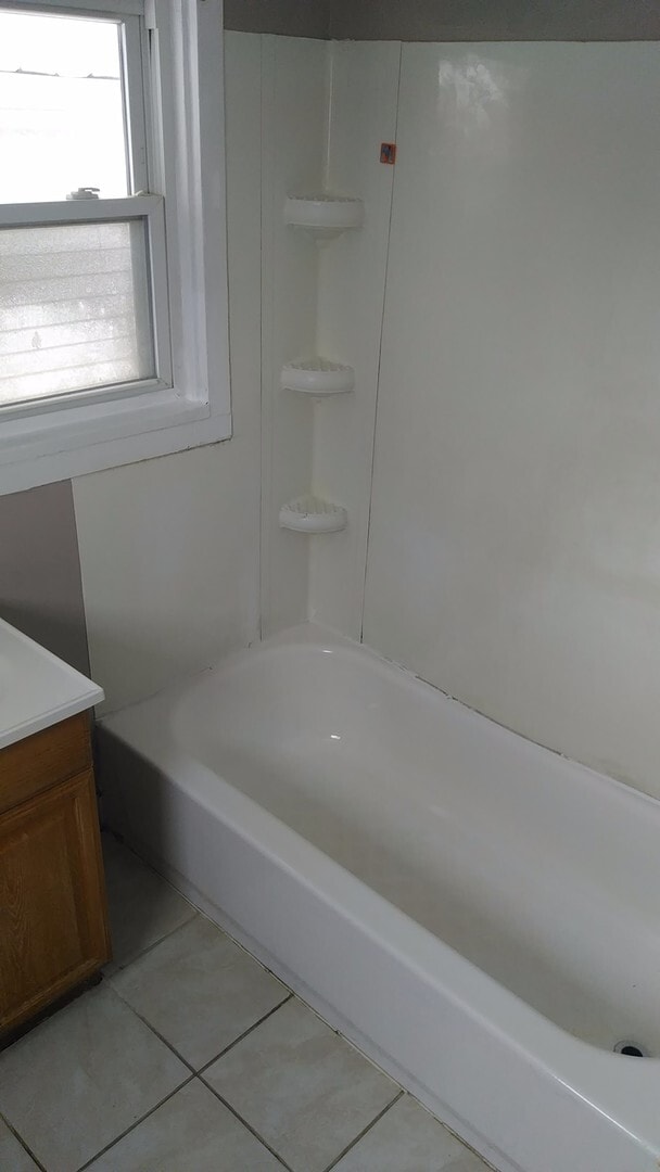 Building Photo - Single Family Home 4 Bedroom and 1.5 Bath For Rent