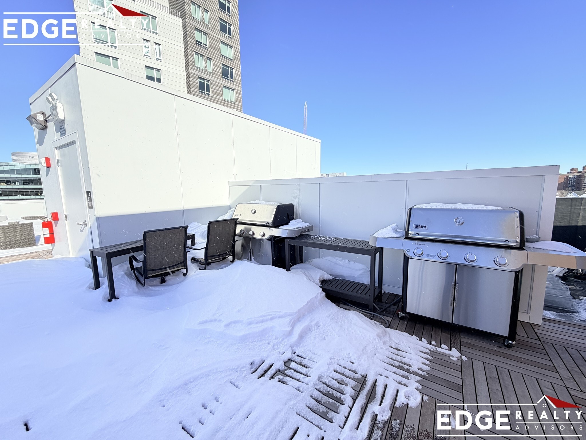 Building Photo - 38 Hichborn St