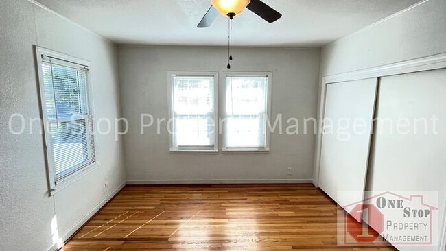 Building Photo - Charming 2 Bedroom, 1 Bathroom home in Ind...