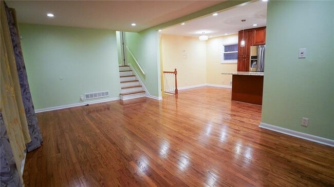 Building Photo - 2007 Candace Ln SE