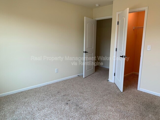 Building Photo - 308 Bay Willow Ct