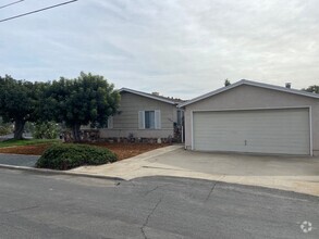 Building Photo - Large 3 Bed, 2 Bath in La Mesa!!