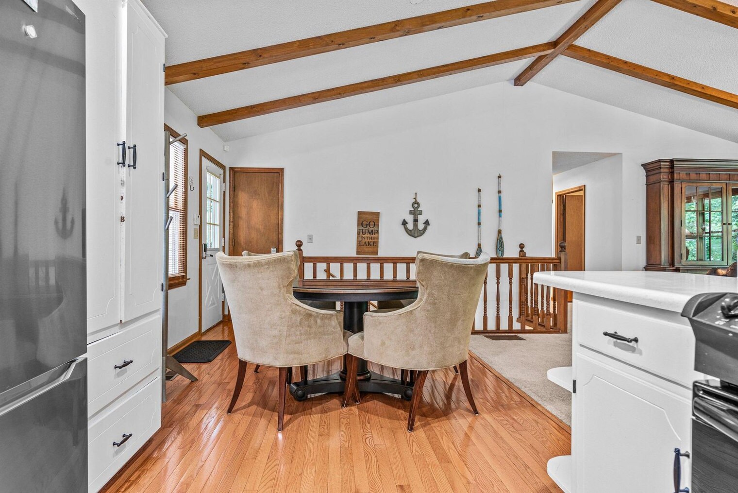 Building Photo - 723 Shorewood Cir