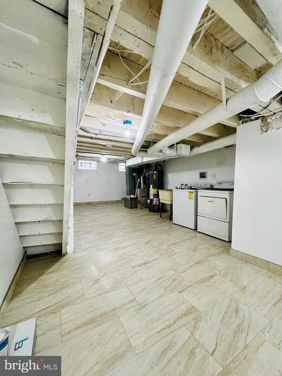 Building Photo - 4311 N Hicks St