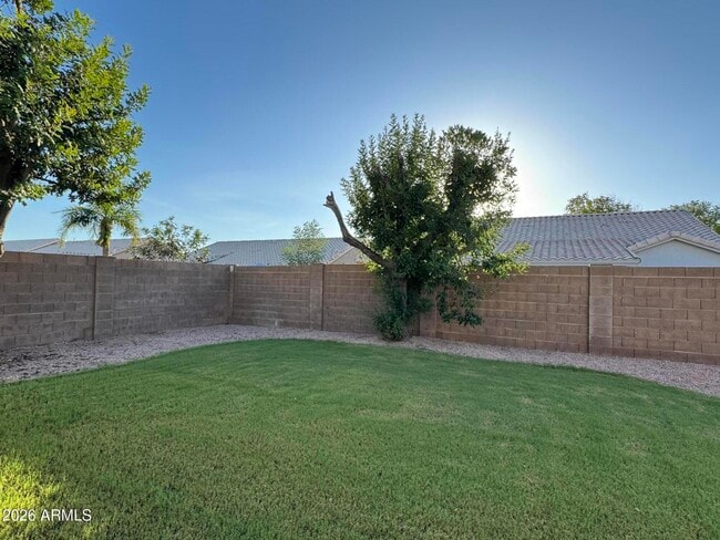 Building Photo - 22366 N 68th Dr