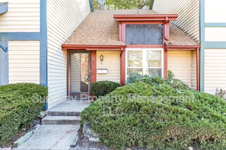 Building Photo - 78 Chelsea Cir