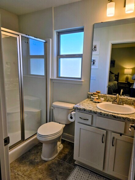 Primary Bathroom - 6661 Water St