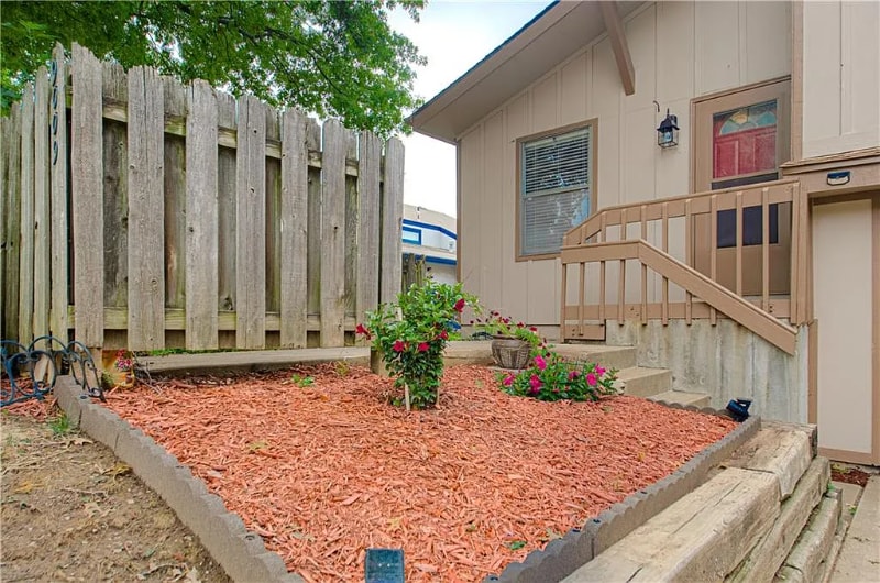 Building Photo - 9009 E 85th Terrace