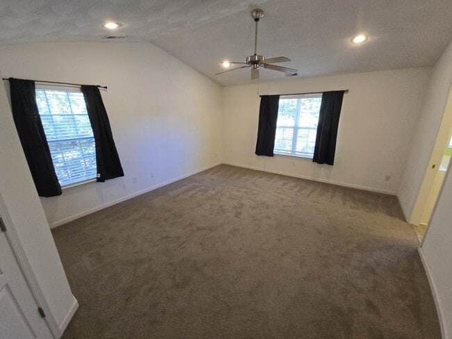 Building Photo - 1170 Gunn Hall Dr