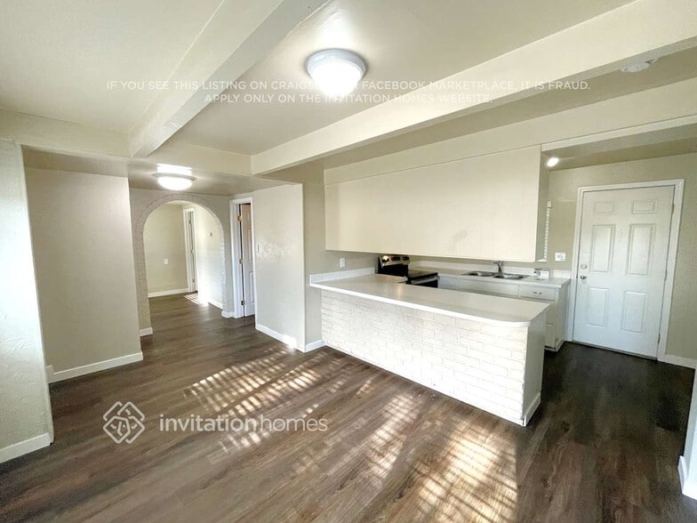 Building Photo - 629 57th St SW