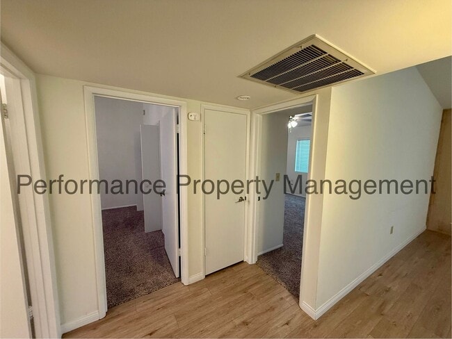 Building Photo - Cute 2 Bed/2 Bath 55+ Community w/ RBP & S...