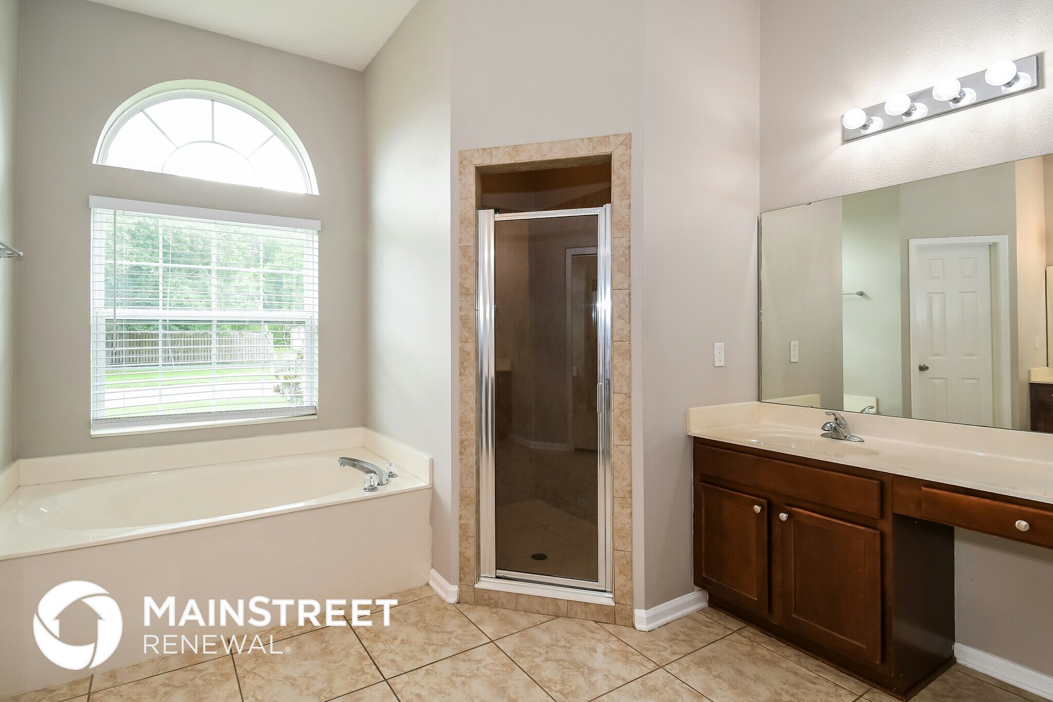 Building Photo - 9941 Rose Creek Ct