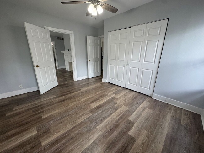 Building Photo - "Charming 3-Bed Home in Springfield with Spacious 1245 Sq Ft Layout!"