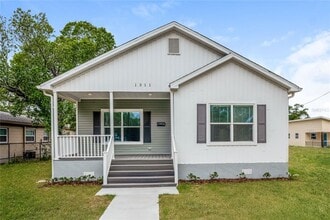 Building Photo - 1311 28th St S