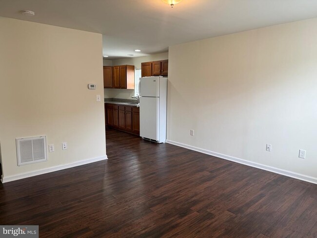 Building Photo - 273A Pennsville Pedricktown Rd