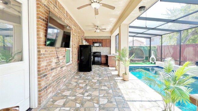 Building Photo - 16419 Moary Firth Dr