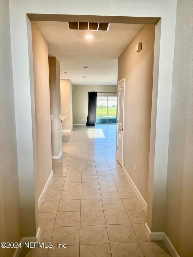 Building Photo - 10840 Peacock Landing Ct