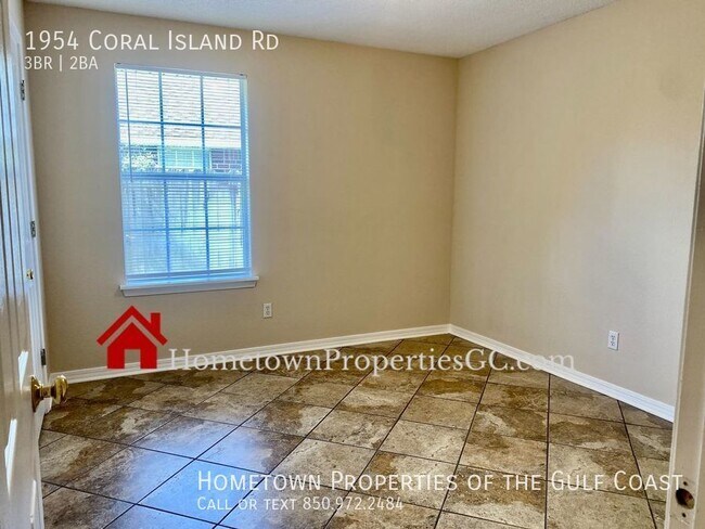 Building Photo - POOL HOME near Naval Air Station Pensacola!