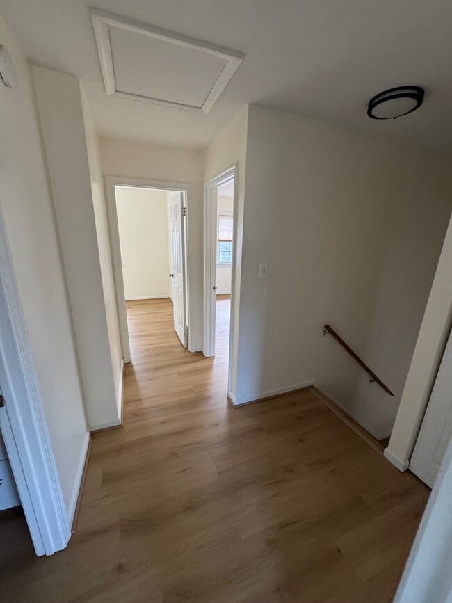 Building Photo - 8619 Ashby Ct