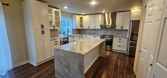 Building Photo - Beautifully Updated home in Covington WA