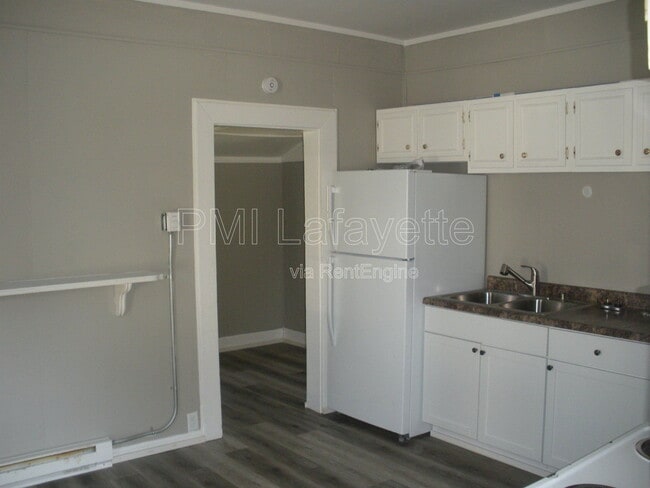 Building Photo - 2024 Monon Ave