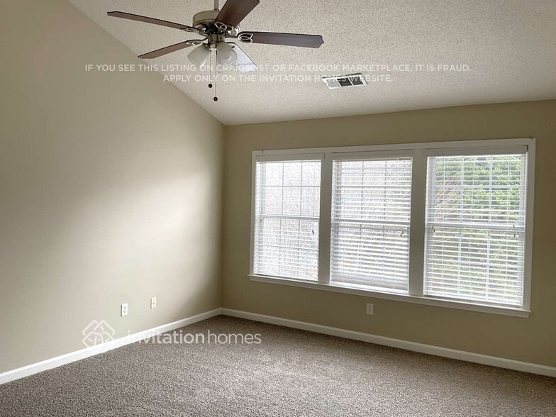 Building Photo - 3384 Spindletop Dr NW