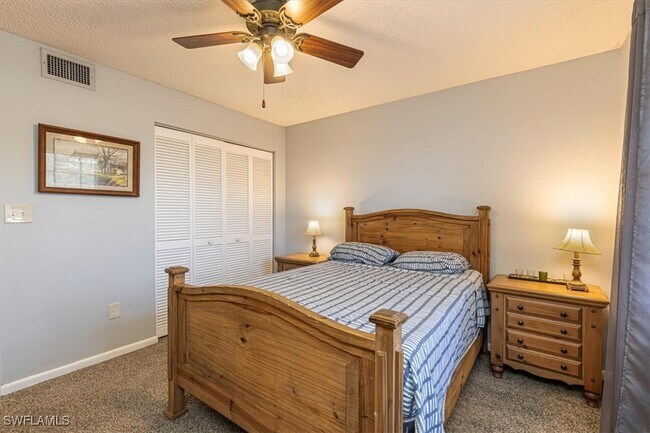 Building Photo - 4912 Tamiami Trl E